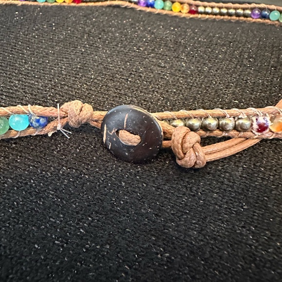 Leather and beads necklace - Picture 4 of 4